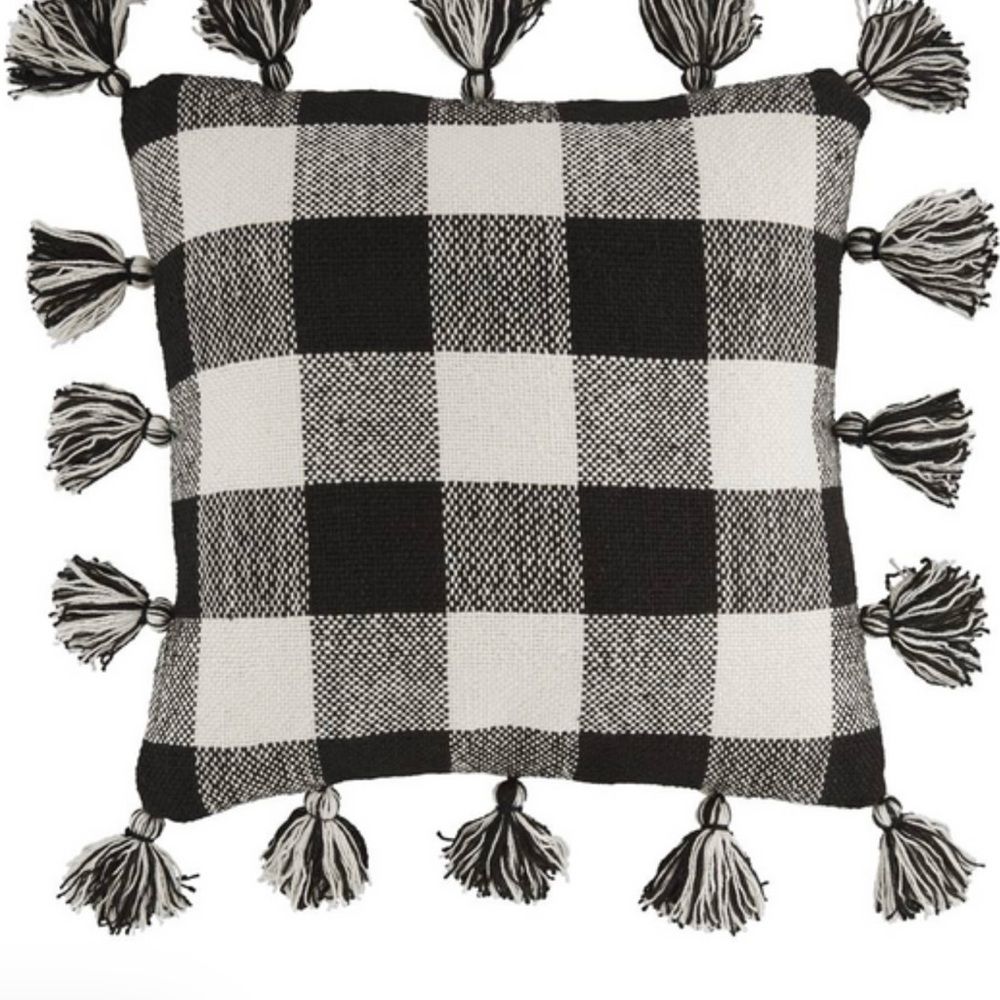 Mud Pie Buffalo Check Pillow With Insert 22” Square Black NWT